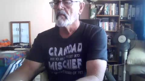 Snapshot of bobbgud chatting on August 1, 2026, 5:40 am Bobbgud online show from August 1, 2026, 5:40 am