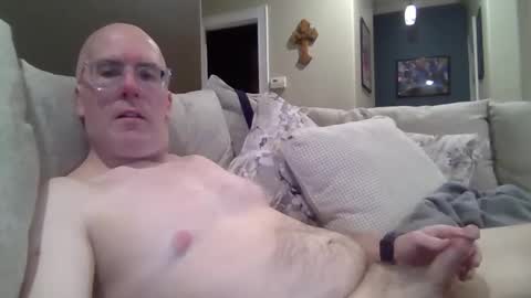 bobblehead31382 online show from February 19, 2026, 10:39 pm