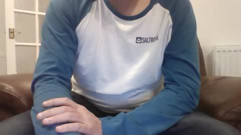 Snapshot of bobby_113 chatting on April 15, 2026, 7:58 pm bobby_113 online show from April 15, 2026, 7:58 pm