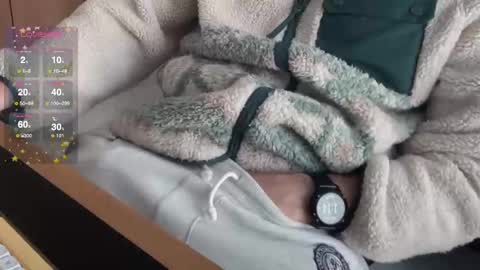 Snapshot of bobbyflix chatting on February 12, 2025, 12:12 pm Bobby online show from February 12, 2025, 12:12 pm