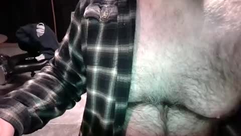 BobbyHill27b online show from March 11, 2025, 2:32 am