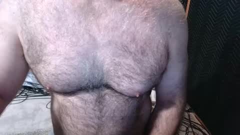 Snapshot of bobbyhill27b chatting on May 1, 2026, 2:32 pm BobbyHill27b online show from May 1, 2026, 2:32 pm