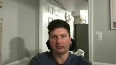 bobbylightfoot3 online show from January 31, 2025, 3:20 am