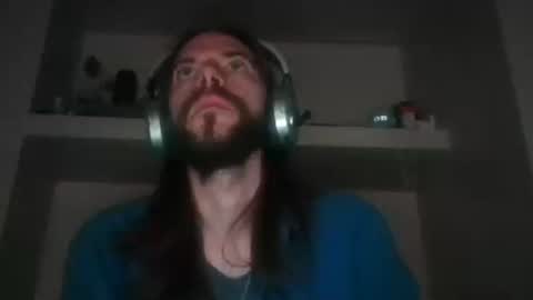 bobbysinger2009 online show from November 14, 2025, 4:38 pm