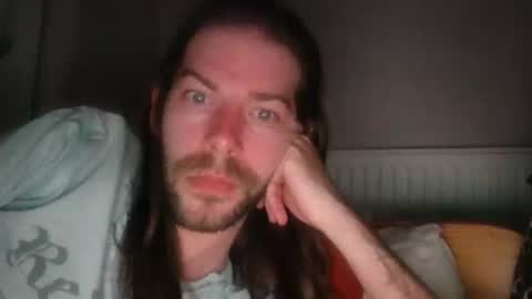 bobbysinger2009 online show from April 15, 2026, 7:10 pm