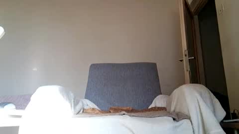 bobbytoyyboy online show from December 25, 2024, 10:06 am