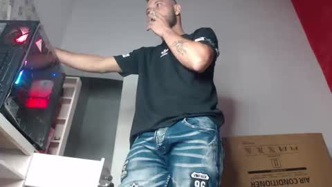 body xxx online show from September 19, 2025, 10:05 am