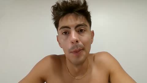 bodyadicto online show from October 2, 2025, 9:38 am