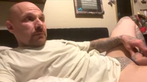 Snapshot of bodyart85_19 chatting on April 3, 2026, 9:57 pm Bodyart85 19 online show from April 3, 2026, 9:57 pm