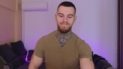 Snapshot of bodyouwant chatting on December 31, 2024, 4:38 am bodyouwant online show from December 31, 2024, 4:38 am