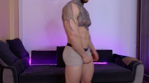 Snapshot of bodyouwant chatting on January 27, 2025, 7:35 am bodyouwant online show from January 27, 2025, 7:35 am