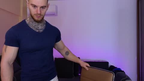 Snapshot of bodyouwant chatting on January 28, 2025, 4:39 am bodyouwant online show from January 28, 2025, 4:39 am