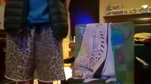 Snapshot of bodyyattiyatti chatting on November 17, 2025, 12:49 am Sailorartemis online show from November 17, 2025, 12:49 am