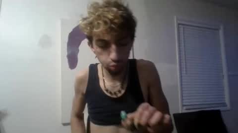 Snapshot of bodyyattiyatti chatting on November 19, 2025, 10:32 pm Sailorartemis online show from November 19, 2025, 10:32 pm