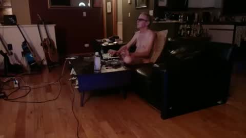 Snapshot of bohunkmn chatting on January 2, 2025, 5:03 am BohunkMN online show from January 2, 2025, 5:03 am