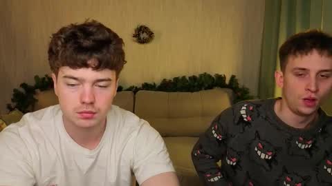 ALEXPVT IS OPEN online show from November 29, 2025, 4:37 am