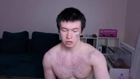 ALEXPVT IS OPEN online show from April 20, 2026, 2:09 pm