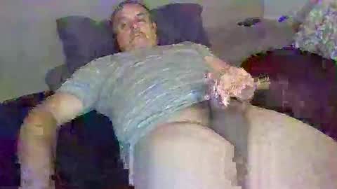 emilio online show from October 28, 2025, 7:34 am