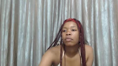 boitylips online show from May 22, 2026, 6:35 pm