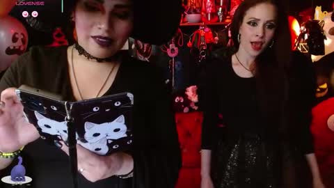 Paris online show from October 11, 2025, 5:44 pm