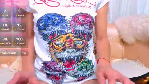 Snapshot of bom_mia_bom chatting on October 23, 2025, 12:21 am Mia online show from October 23, 2025, 12:21 am