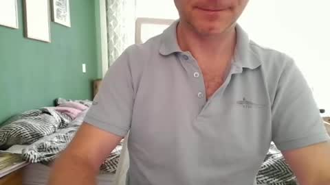 Snapshot of bomba8111 chatting on March 11, 2025, 8:52 am bomba8111 online show from March 11, 2025, 8:52 am