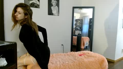 BombshellBaeby online show from September 20, 2025, 1:23 pm