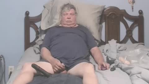 boner1961 online show from December 17, 2025, 9:37 am