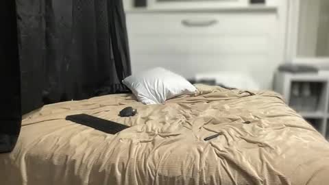 boner4you1994 online show from April 15, 2026, 6:20 am