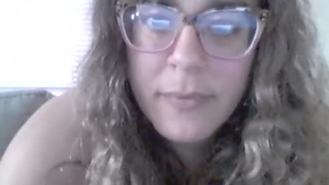 Snapshot of bongmamabear chatting on July 12, 2026, 4:42 pm bongmamabear online show from July 12, 2026, 4:42 pm