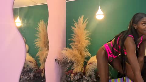 bonieklent online show from December 22, 2024, 3:55 am