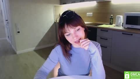 Snapshot of bonjourlabelle chatting on February 10, 2025, 6:35 pm Mary 3 live time content 18 online show from February 10, 2025, 6:35 pm