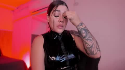 Bonnie  online show from January 14, 2026, 11:27 am