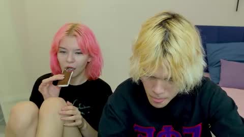 Jessy  Mark online show from October 22, 2025, 5:13 pm