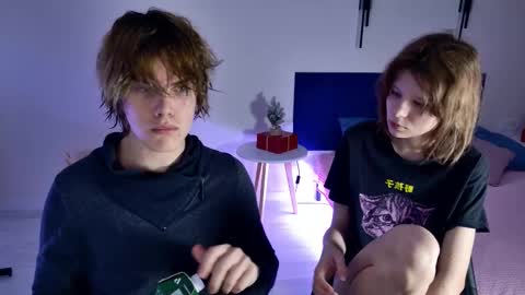 Jessy  Mark online show from December 21, 2025, 5:09 pm