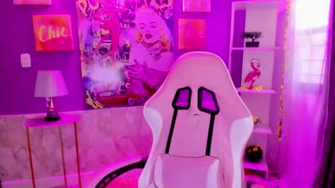 Bonnie online show from December 28, 2024, 12:24 pm