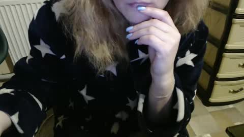 Snapshot of bonnie_fuck_clyde chatting on January 27, 2025, 5:03 am Bonnie Fuck Clydes online show from January 27, 2025, 5:03 am