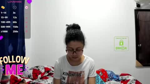 Snapshot of bonnie_lam_ chatting on July 5, 2026, 4:19 am bonnie lam hello welcome to my room I hope you have fun and you can reach your maximum pleasure here with me online show from July 5, 2026, 4:19 am