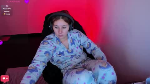 Bonnie Help me reach 500 likes online show from March 29, 2026, 6:30 pm