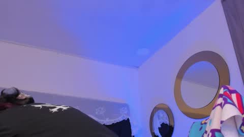   online show from February 25, 2025, 11:41 am