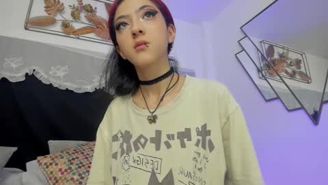   online show from October 15, 2025, 12:33 am