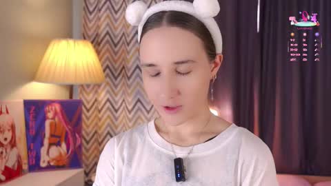 Emma online show from October 4, 2025, 1:25 am