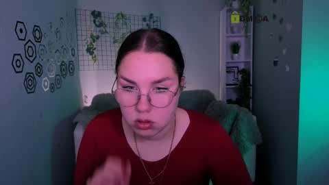 Bonnie online show from April 6, 2026, 6:14 am