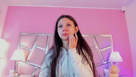 Bonnie  online show from January 3, 2025, 12:08 pm