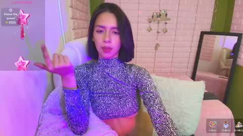 Snapshot of bonnieshyy chatting on January 23, 2025, 1:45 pm Bonnie online show from January 23, 2025, 1:45 pm