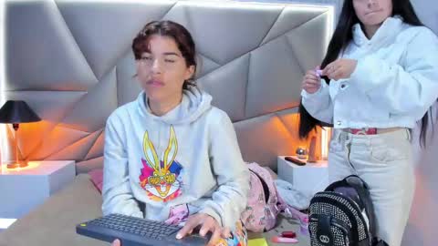 Snapshot of bonny_bonss chatting on February 16, 2025, 11:16 am bonny_bonss online show from February 16, 2025, 11:16 am