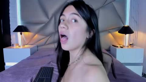 Snapshot of bonny_bonss chatting on February 27, 2025, 10:31 pm bonny_bonss online show from February 27, 2025, 10:31 pm