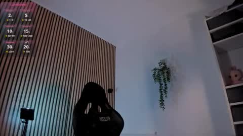 Bonny Shine online show from October 19, 2025, 8:37 am