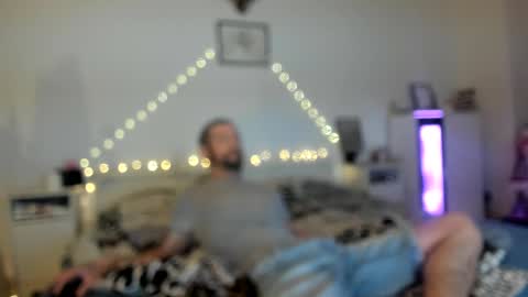 BonnyeClydee online show from April 19, 2026, 11:51 pm