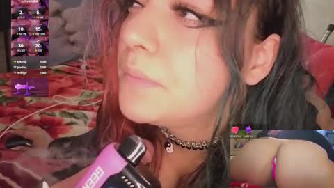 Snapshot of booboosperfectfacefuck chatting on May 18, 2026, 8:53 am Nova sub to my fan club for free pms and sexy sloppy videos online show from May 18, 2026, 8:53 am
